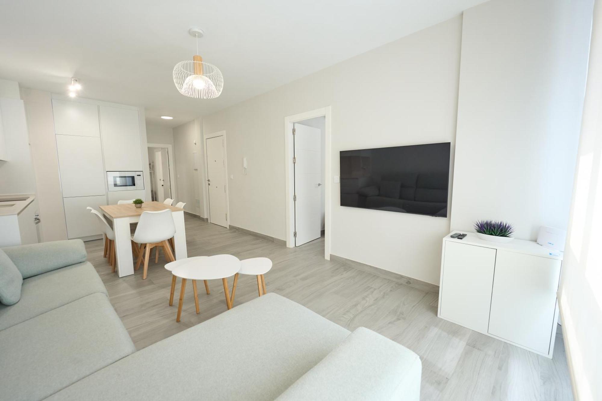 Paseo Maritimo - Apartamento A Estrenar, A Pie De Playa, Con 2 Banos Almeria Luaran gambar