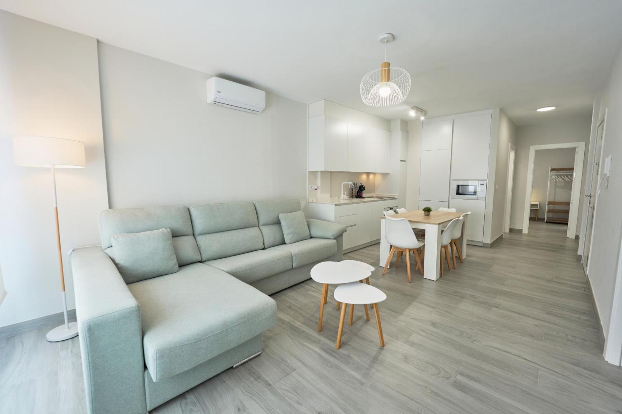 Paseo Maritimo - Apartamento A Estrenar, A Pie De Playa, Con 2 Banos Almeria Luaran gambar